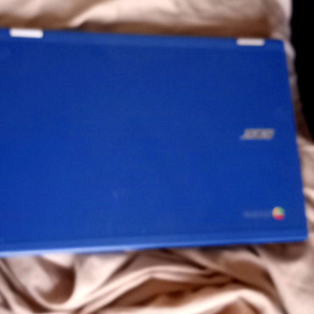 360 acer chrombook R11 laptop blue